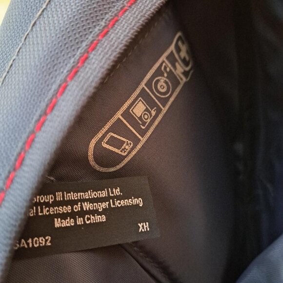 Swiss Gear Sling Bag - Picture 4 of 4